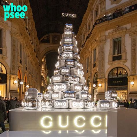 albero natale gucci milano|albero di gucci.